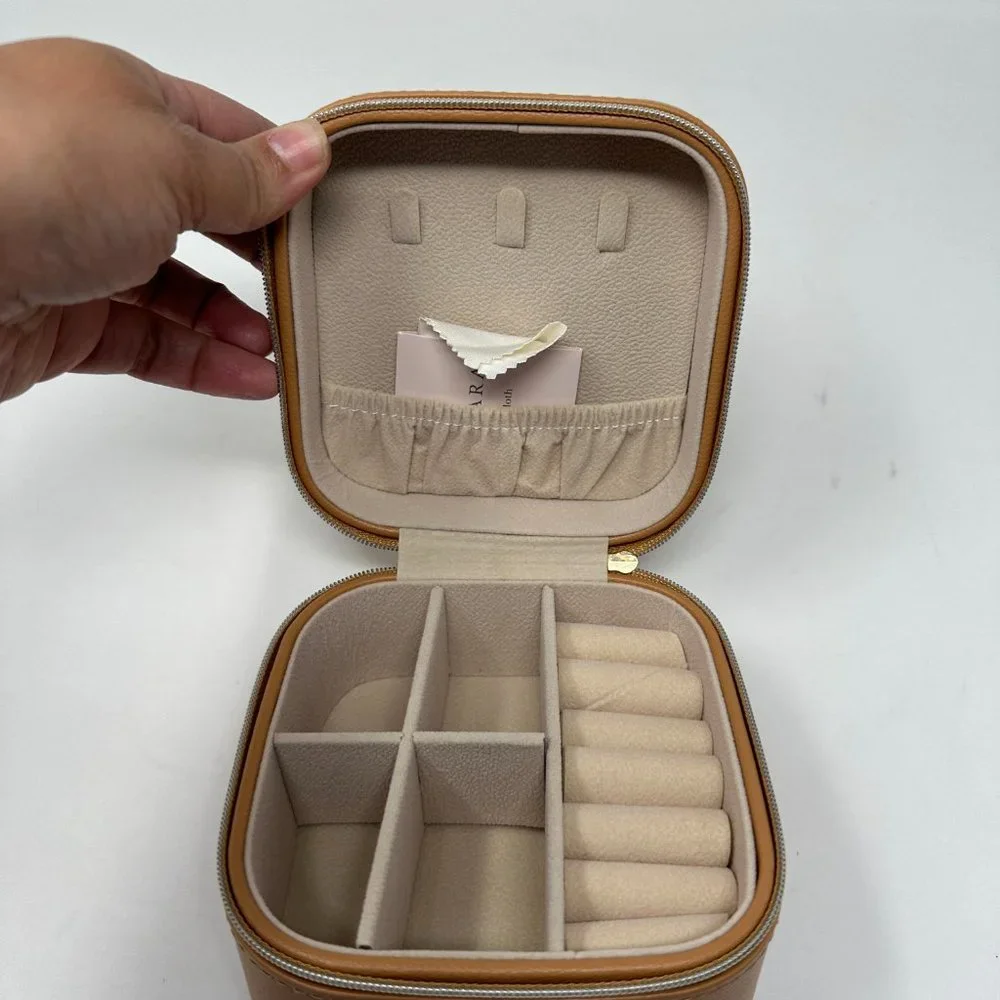 SAMARA Vegan Leather Travel Jewelry Box